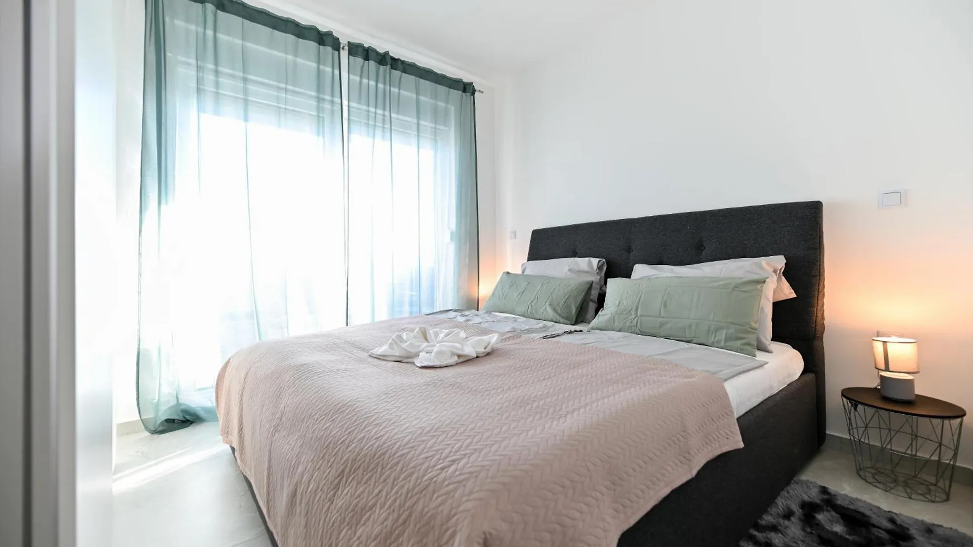 Ferienhaus Crowonder Apartment Complex M&M Sky View With Swimming Pool Vir Kroatien